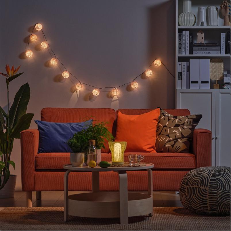 SOLVINDEN ソルヴィンデン LEDライトチェーン 全12球 - 電池式 ピンク