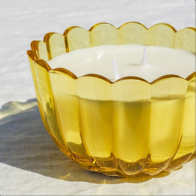 MORKULLA モルクッラ アロマキャンドル ガラス容器入り 芯2本 - シトラスの花 ブライトイエローグリーン 22 時間