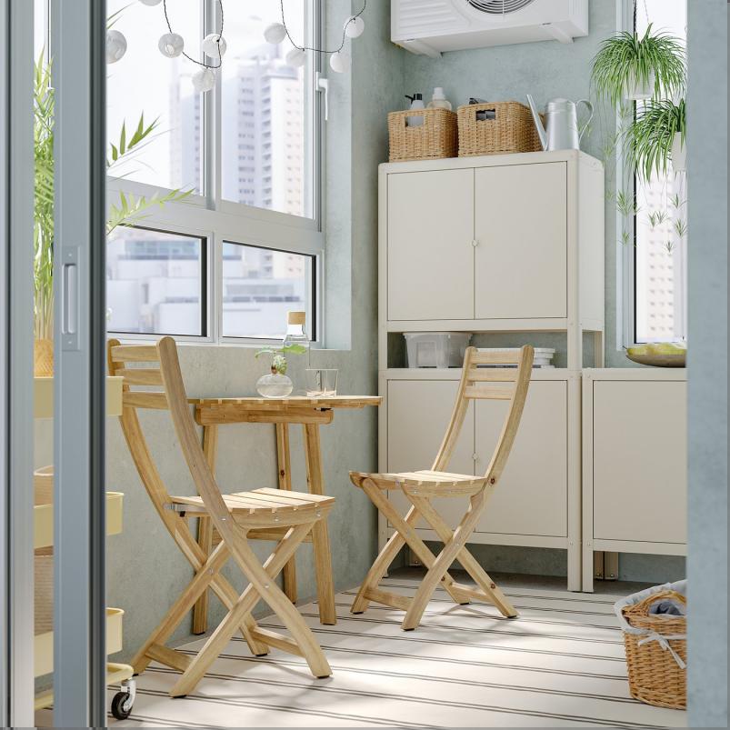 ASKHOLMEN アスクホルメン テーブル 壁取り付け式＆折りたたみチェア2 屋外用 - アカシア材 70x44cm