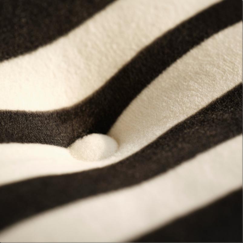 SANDLOPARE サンドローパレ スツール用カバー - ブラック ホワイト/シマウマ模様 38cm