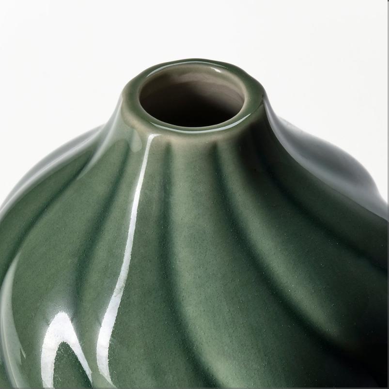 KORNSPARV コルンスパルヴ 花瓶 - グリーン 12cm