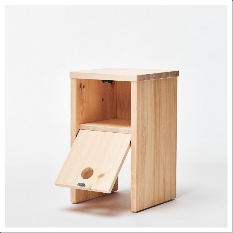 IKEA PS 2026 ベッドサイドテーブル - パイン材/フリップダウン扉付き 30x30x50 cm