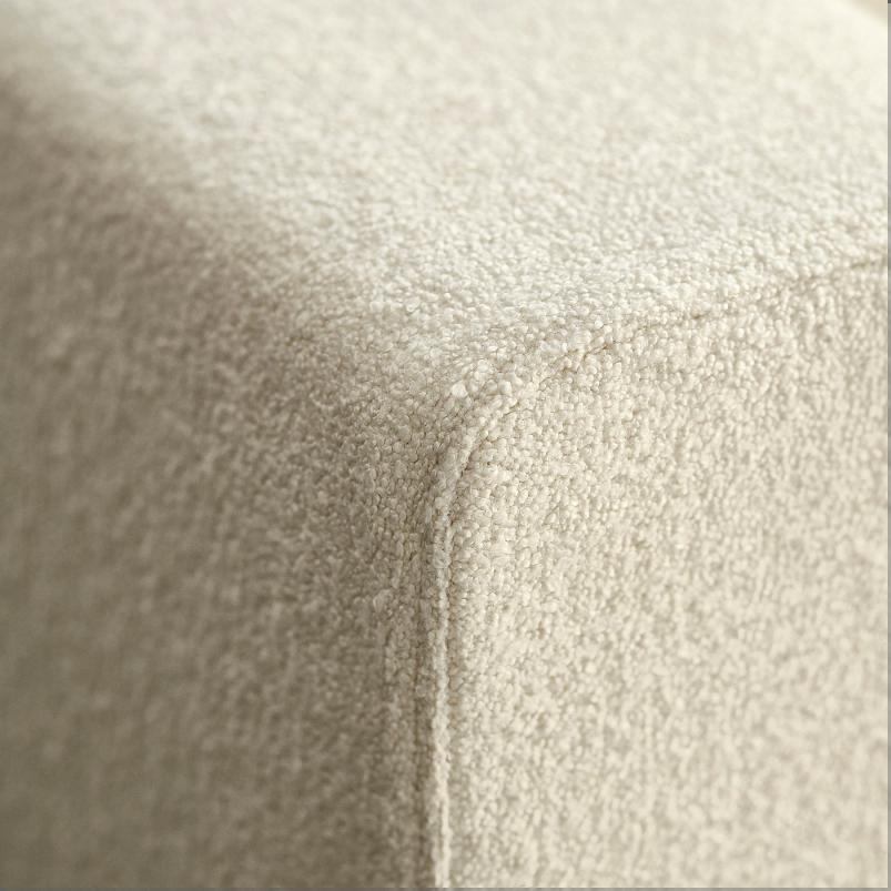 UPPAKRA ウッポークラ オットマン - アクスヴァラ オフホワイト