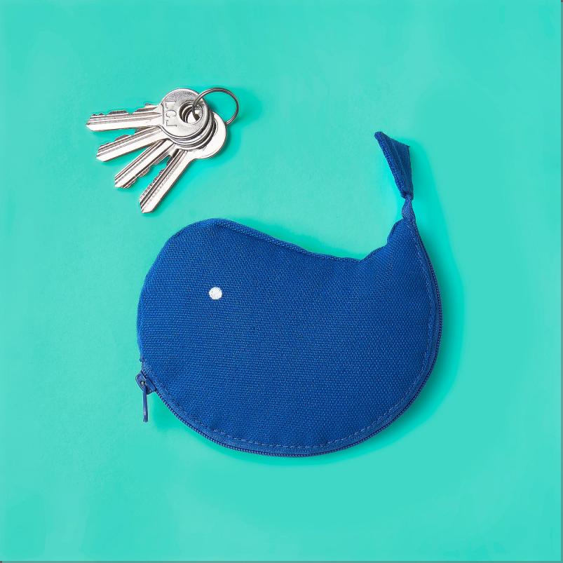 ROMELSON ロメルソーン アクセサリーバッグ - クジラ模様 13x2x11cm