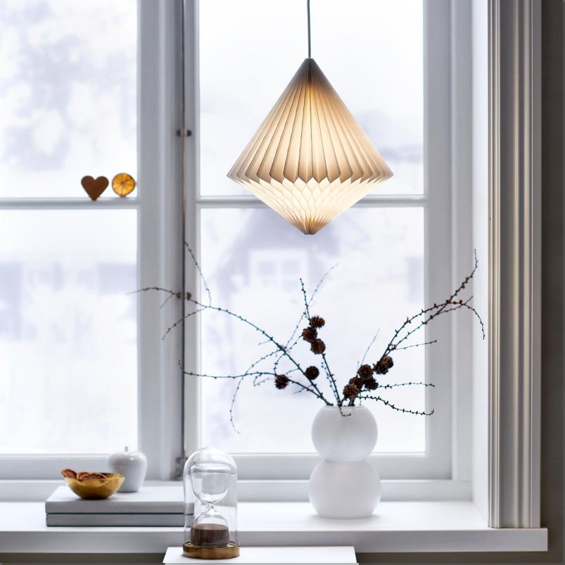 STRALA ストローラ ランプシェード - ダイヤモンド形 ホワイト 32cm