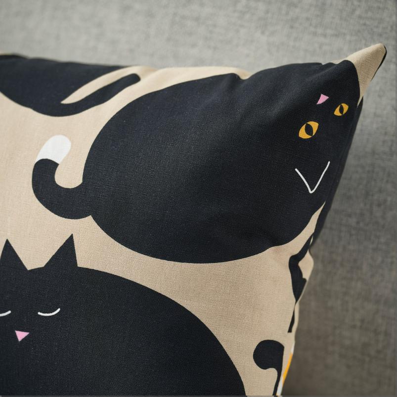 SANDMOTT サンドモット クッション - ベージュ ブラック/ネコ模様 35x50cm